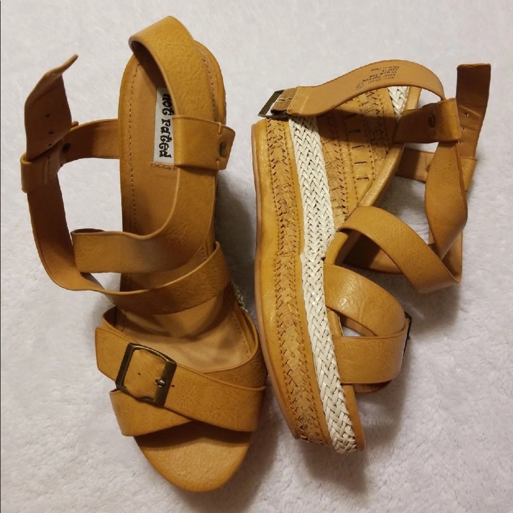 Women’s wedge heels